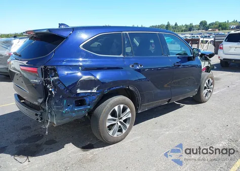 2022 Toyota Highlander Hybrid Xle z USA, uszkodzony, nr VIN 5TDHBRCHXNS555965